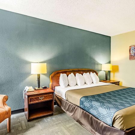 Econo Lodge Inn & Suites Radford-Blacksburg Area エクステリア 写真